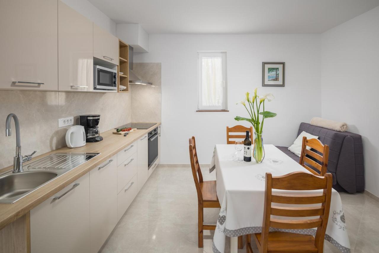 Apartment Kazalac Green Oasis Porec Ngoại thất bức ảnh